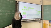 SMART7000R, SMART-Board, Display, Schule, Bildung Grundschule Aich