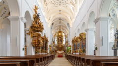 Abteikirche St. Michael, Bamberg, Mittelschiff mit "Himmelsgarten"