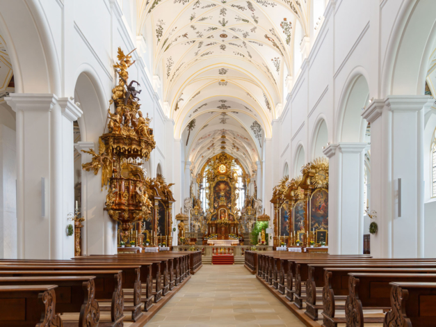 Abteikirche St. Michael, Bamberg, Mittelschiff mit "Himmelsgarten"